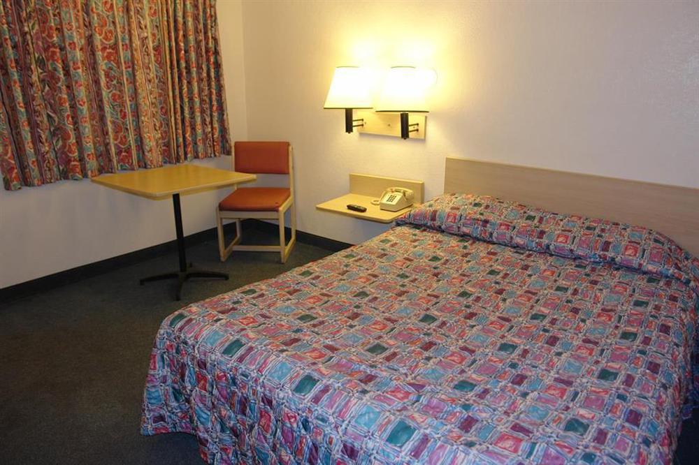 Motel 6-Flagstaff, Az - Butler Quarto foto